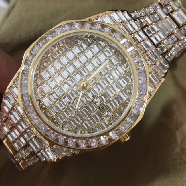does cartier make moissanite watches