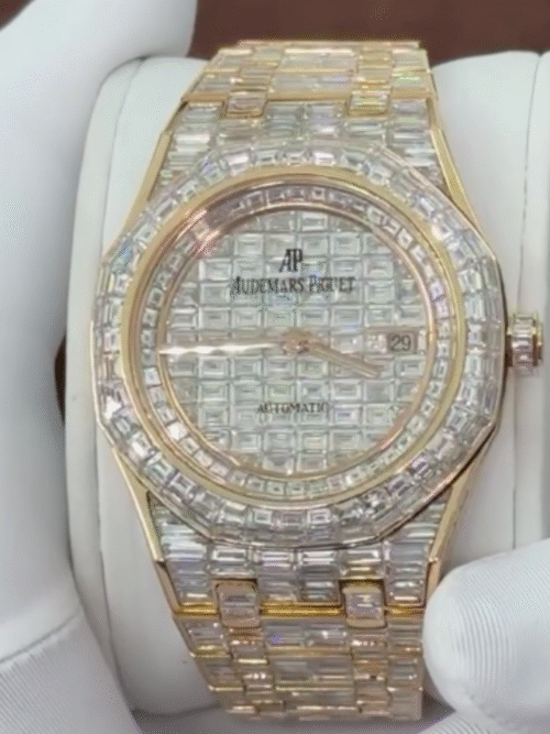 Beautiful Automatic cartier watch moissanite